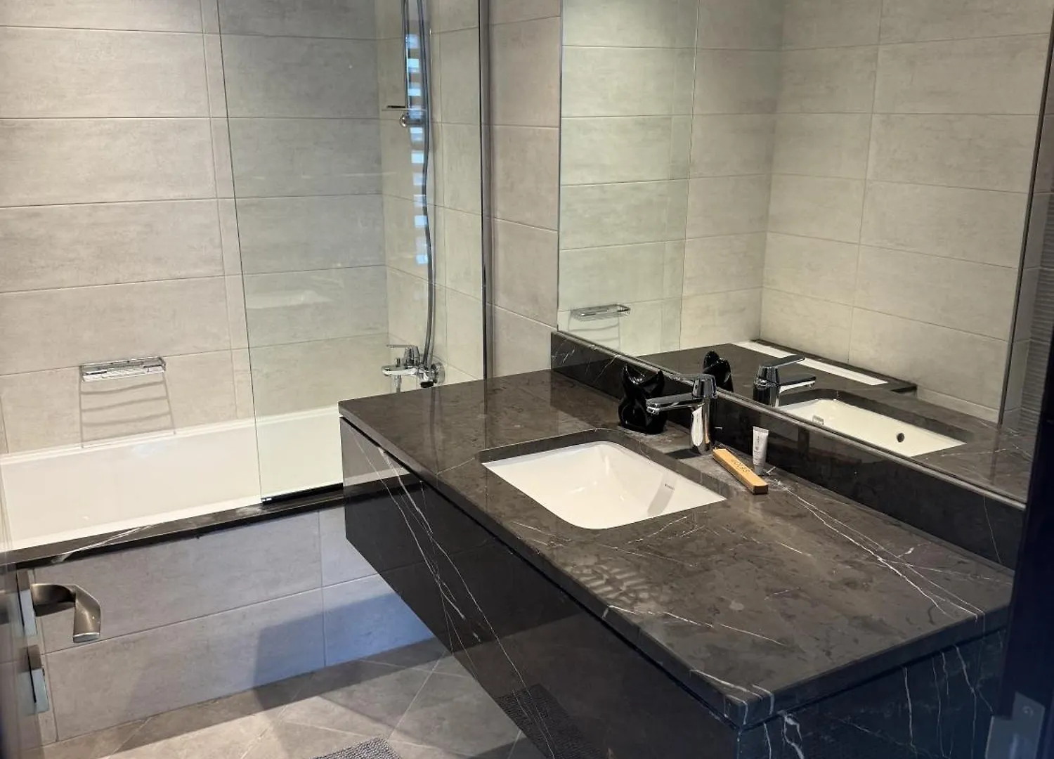 公寓 Luxury 1Br Apartment, Yas Island Alzeina ,Near F1 Circuit 阿布扎比 阿拉伯联合酋长国